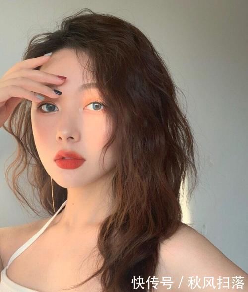 脸型|别乱剪头发2020年最火的4款发型,显脸小又时髦,明星都剪了