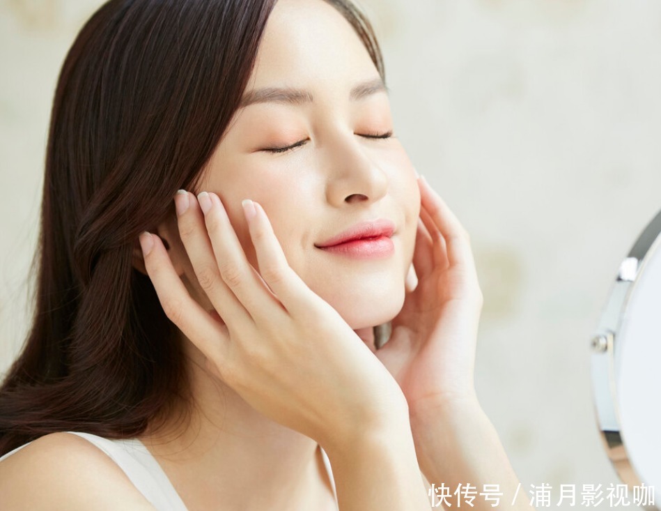 40岁女子，皮肤像20岁，年轻秘诀不是多锻炼，而是这3件事
