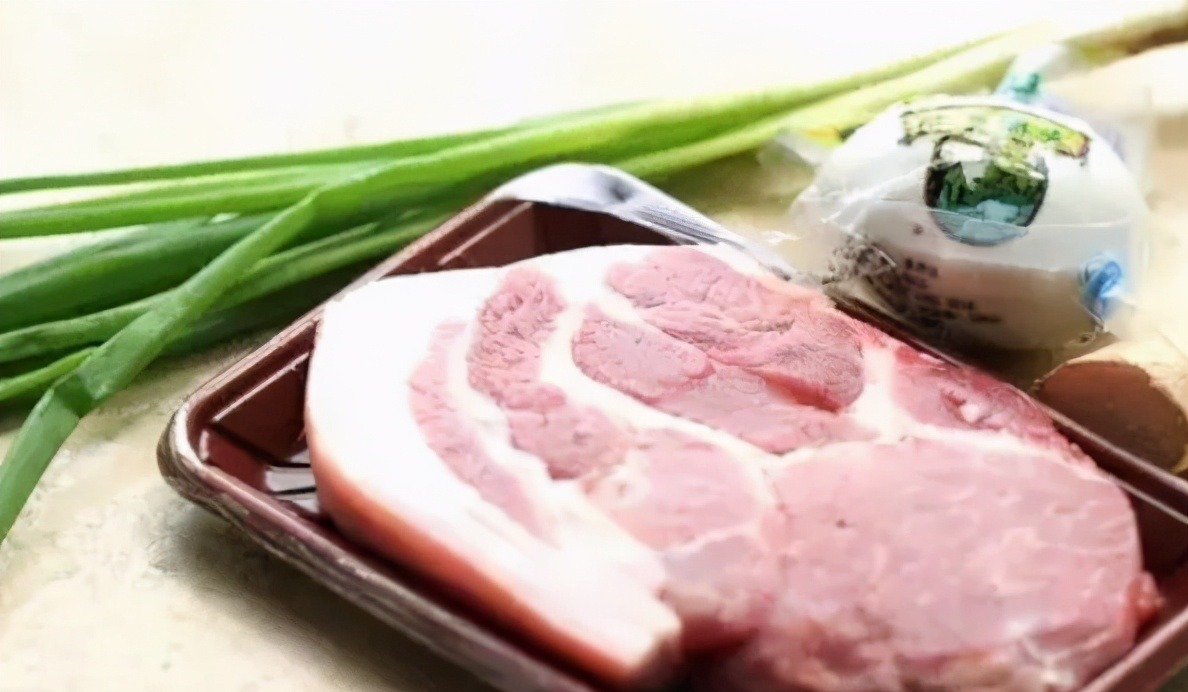 猪肉买多了，别直接放冰箱，老屠夫教你1招，3个月不坏，口感鲜嫩