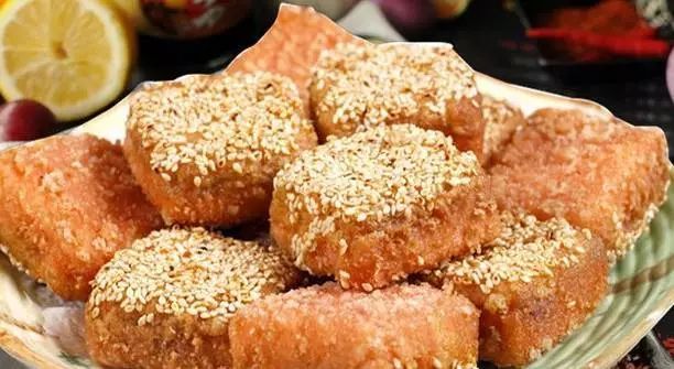 美食精选:私房宫保鸡丁、香芋头饼、春卷、经典地三鲜