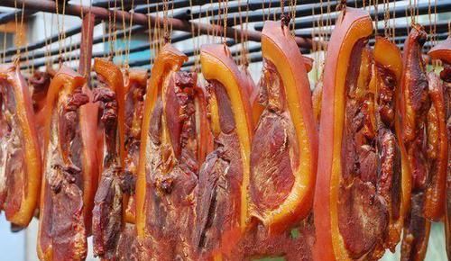  城里人|吃不完的腊肉，不要直接放冰箱，教您一招，腊肉放一年都不坏