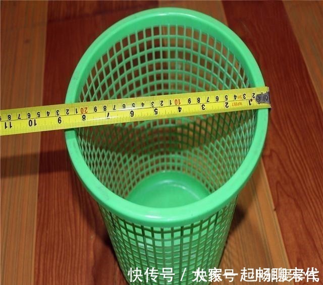 大蒜|一个垃圾桶，能种出一桶蒜！多到吃不完，以后家里一年都不用买了！