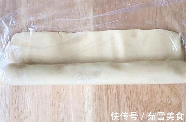 酥到掉渣的板栗酥做法，外皮脆内馅软糯香甜，做法还特别简单