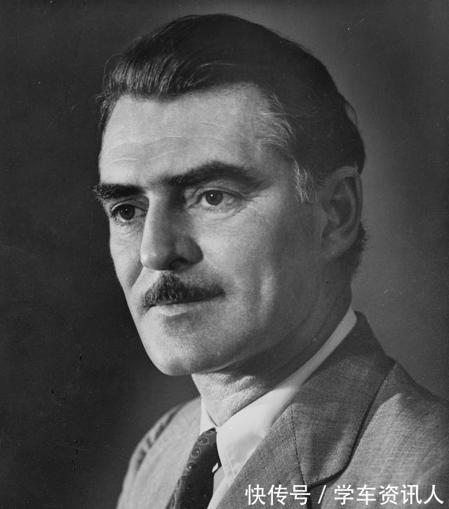 珠宝!粉红美钻送公主,成全女王少女心,莉莉贝特的这枚花型胸针不简单!