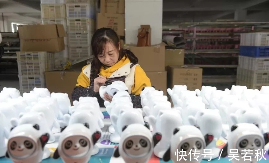 德化|你梦寐以求的冰墩墩,正在福建这个小城排队出厂