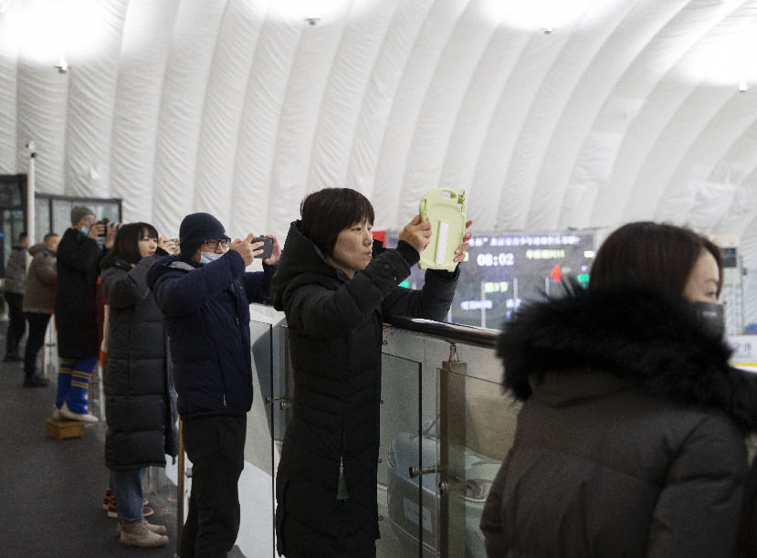 北京夢想ing隊(duì)|新華全媒+｜3600名小將！北京青少年冰球聯(lián)賽助燃冬奧熱情