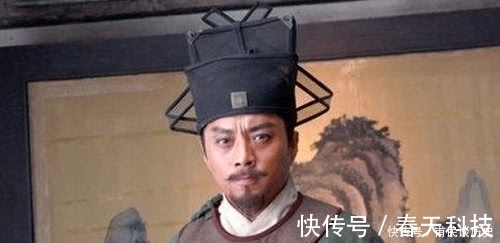 宋江@宋江每回说让位,总挑不敢接的人说,梁山有两人敢接,他不肯真让