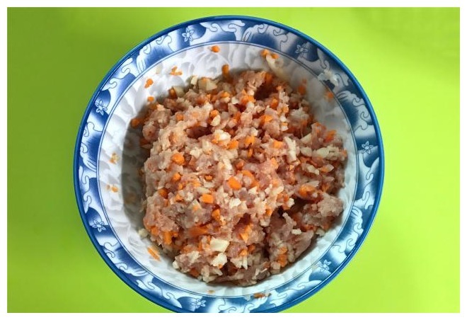 孩子最馋饺子这做法,焦香松脆,鲜嫩多汁,一口一个好过瘾