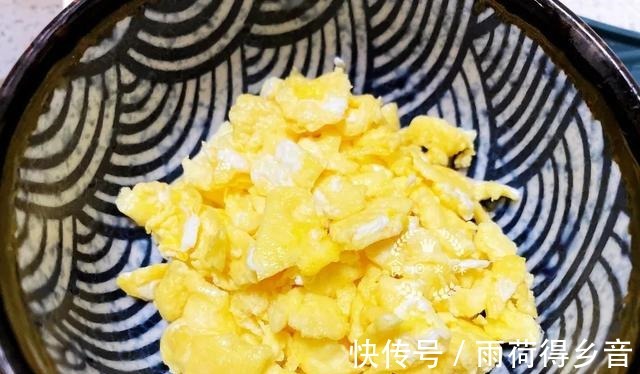 每天不知道吃什么这5道快手菜,开胃营养高,很适合小孩子吃!