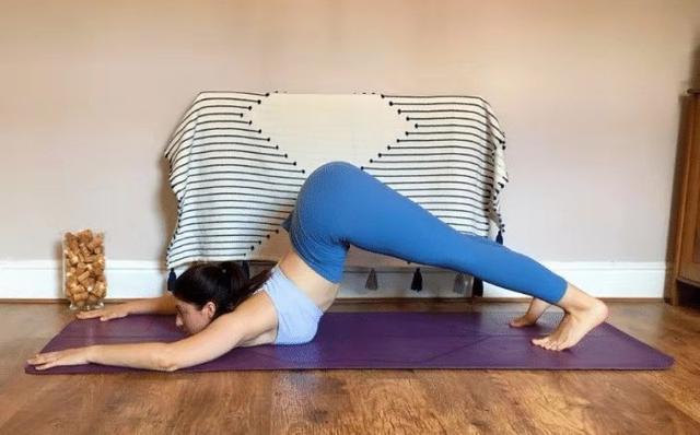 容光焕发|肤色蜡黄失去光泽,排毒瑜伽要多练习,血气畅通,容光焕发!