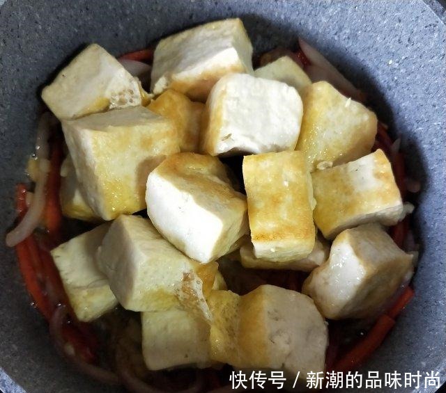 椒盐豆腐,咸香下饭,给肉都不换!