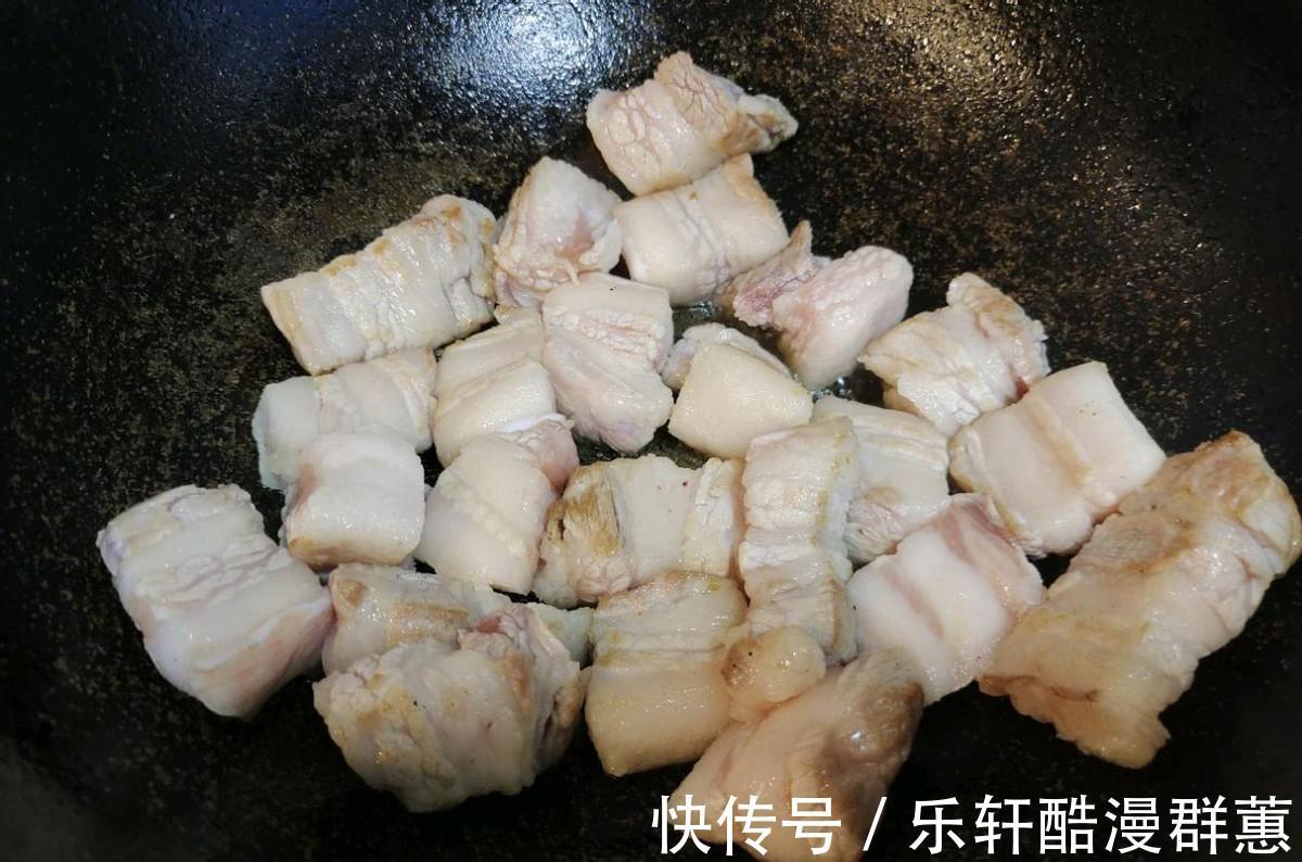 红烧肉的家庭版做法,软烂香酥,好吃不腻,一学就会