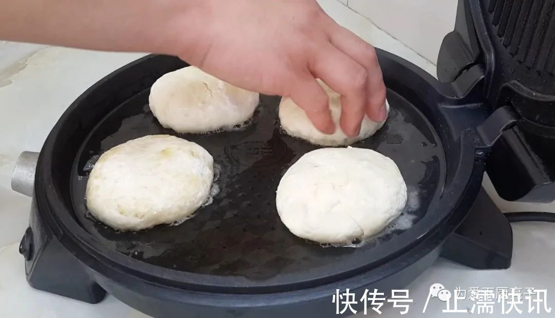 香酥|家常小糖饼的做法，教你配方比例，个个香酥又掉渣，真的太好吃了