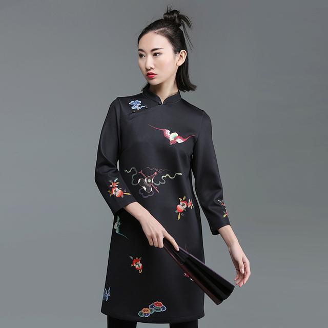 中国人|旗袍作为古代女性经典的代表,端庄经典的静态美