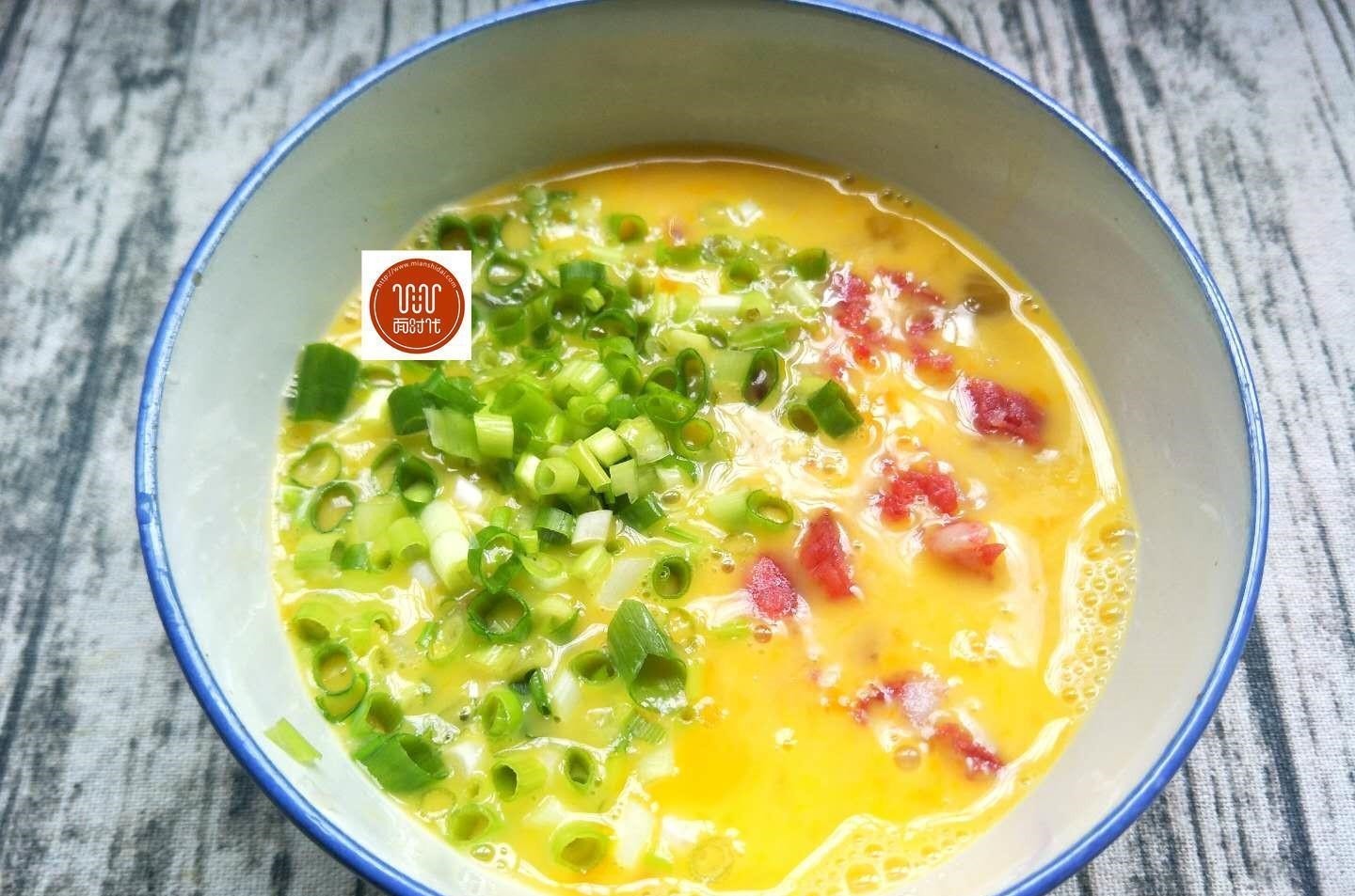 1把豆角，4个鸡蛋，筷子一搅，几分钟解决全家人早餐，柔软劲道