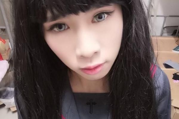 小姐姐|漫展真是个神奇的地方,在这你连眼睛都不能相信,因为它会欺骗你
