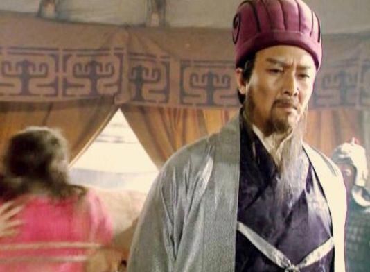 提拔|诸葛亮一手提拔了姜维，姜维为什么一点也不尊重诸葛亮 ！