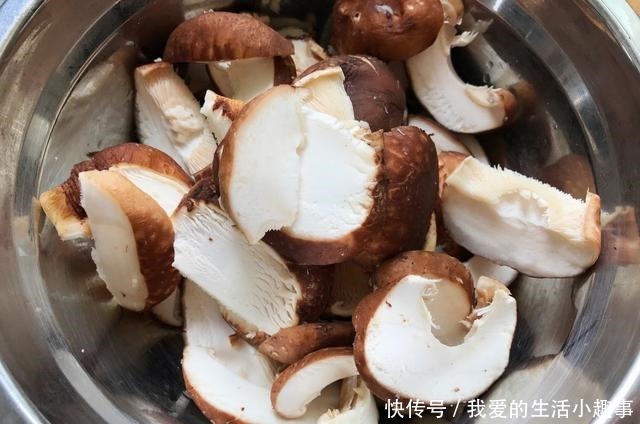 香菇和它一起炒,开胃解馋特过瘾,绝对让你多吃几碗米饭