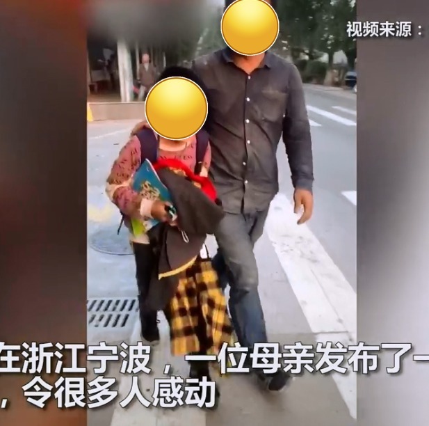 丢脸|打工夫妻穿“脏衣服”接孩子，怕给孩子丢脸，儿子一句话感动二人