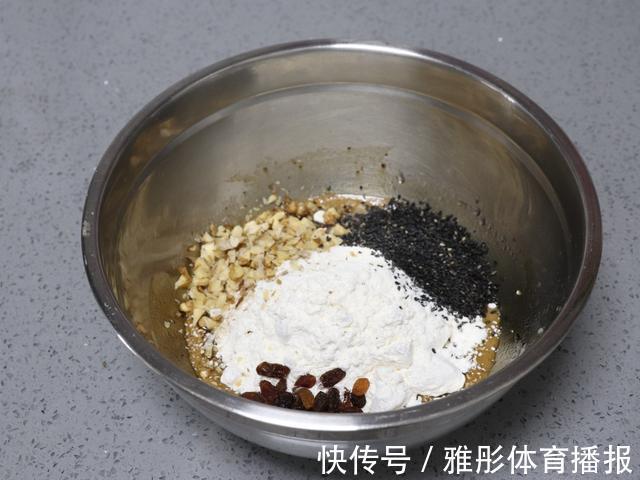 核桃仁|燕麦黑糖饼干，自制饱腹感零食，零失败