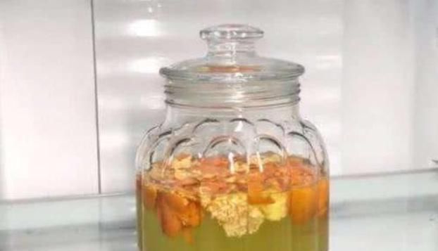 白醋泡桔子皮很好,三种奇妙的使用方法,可以帮助你解决平常问题