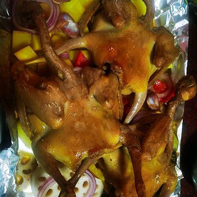 黄油|蒜香黄油烤乳鸽