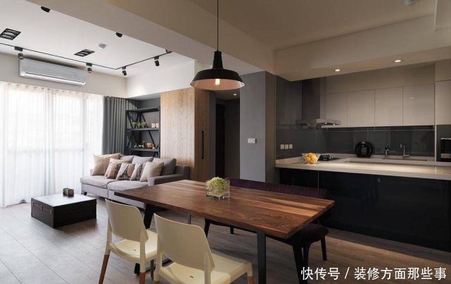 主卧房|91平工业风三居室,让人难以察觉主卧房入口门隐藏其中