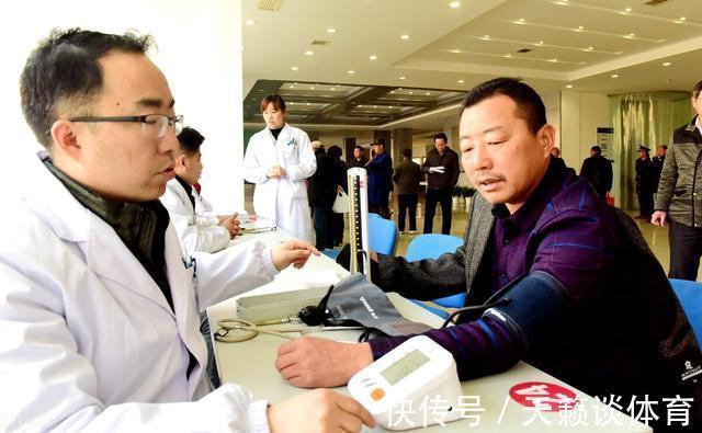 高血压药|长期服用高血压药物，如果出现这几个现象，医生：别不当回事