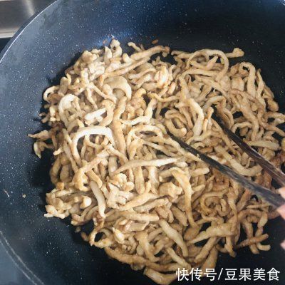  京酱肉丝～并不简单的家常菜这样做，口感味道一级棒