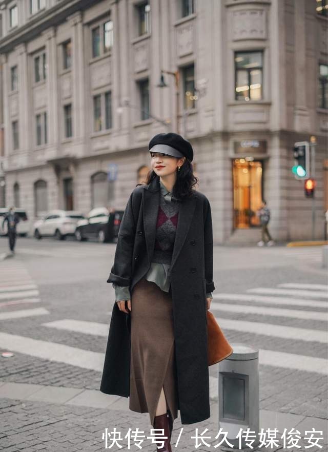 穿法|大衣的贵气,还需要“靴子”来演绎,学三木的穿法,你也时髦高级