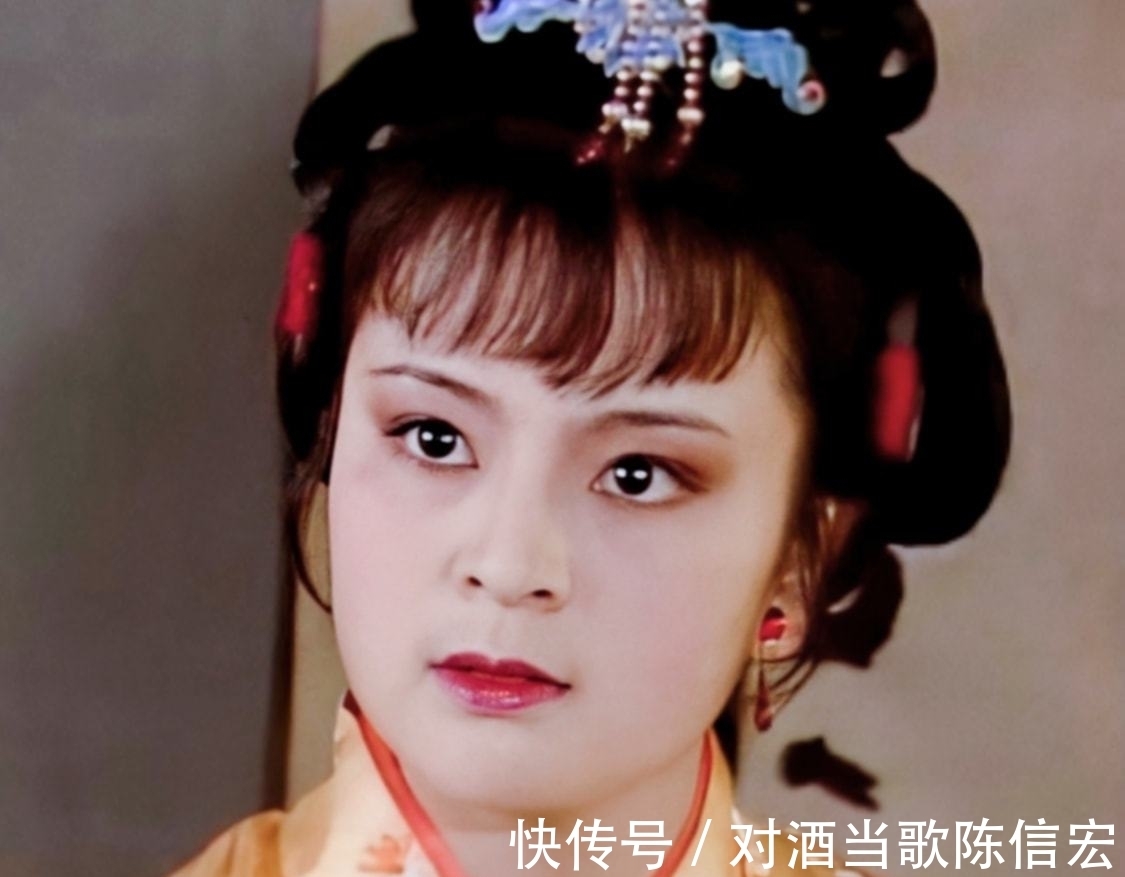 探春@薛宝钗对宝玉，究竟什么态度？两个名字见端倪