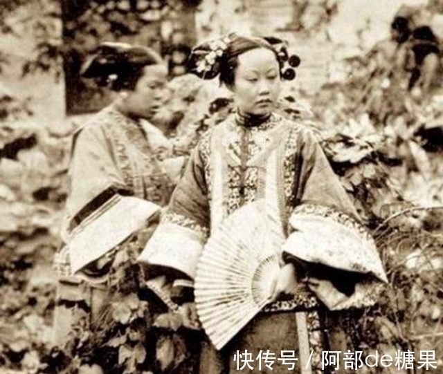 发型|清朝没有发胶,这么多奇奇怪怪的发型是如何固定的?