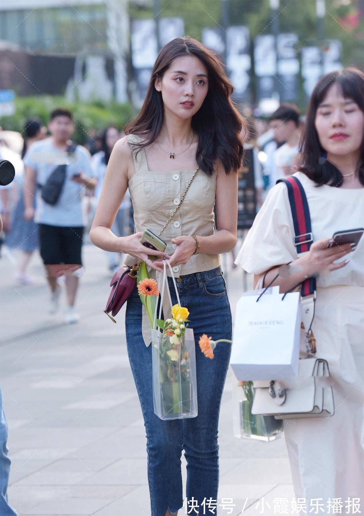 选款 清新自然的牛仔裤,get这些选款技巧,轻松穿出时尚感