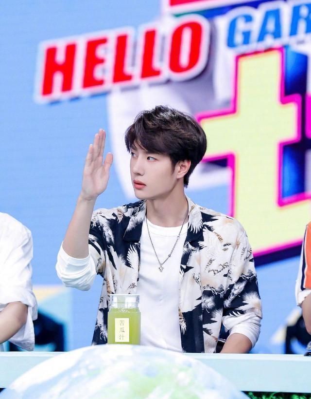 王一博三次做客《快乐大本营》,同一句话却说了两次