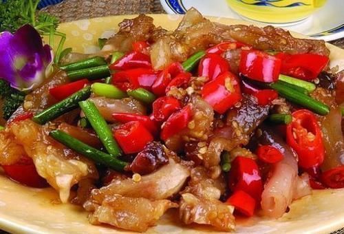 人到中年,推荐常吃3种食物,排毒养颜,抗衰护肤,增强体质