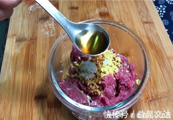 牛肉|腌牛肉,万万不可放盐,大厨教你饭店不外传秘诀,生炒水煮都通用