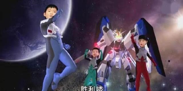 地球小卫士|被山寨的日本动漫,《鬼杀之剑》我忍了,《禁基的巨人》是什么鬼