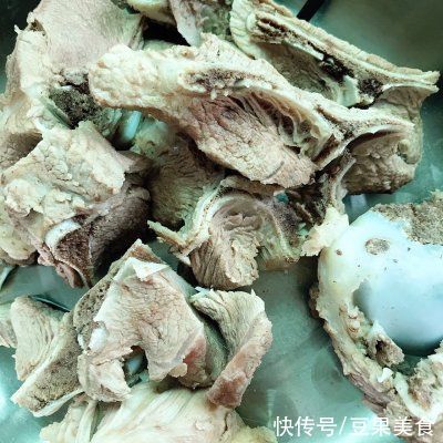 扇骨|妈妈最拿手的莲藕炖猪骨（高压锅版），被我偷学到了