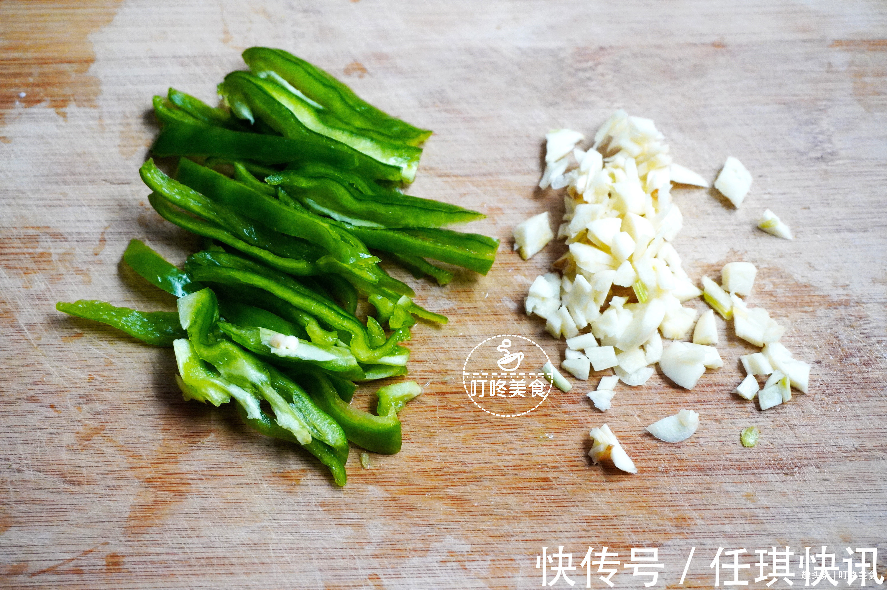 母鸡蛋|荷包蛋这样做太香了，一次做6个，个个圆润完整不粘锅，特下饭