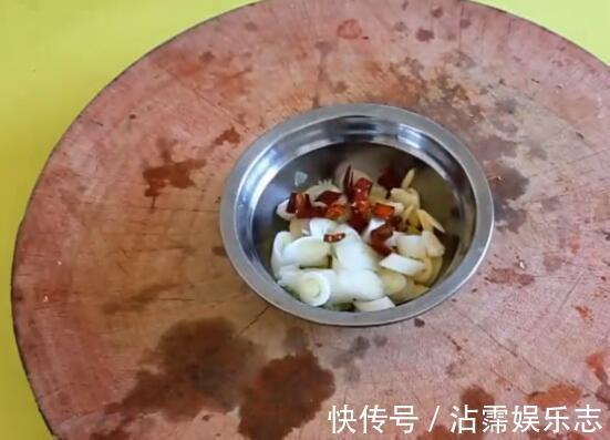 香干|好吃又下饭的家常菜，辣炒三香，鲜香四溢，香辣可口