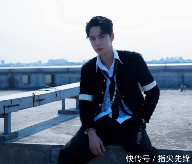 开启|央视导师大洗牌?王一博开启主流刷脸之路,或与易烊千玺并肩