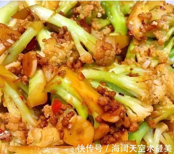 每年过节常见的几道菜，招待亲朋就不用去饭店了，好吃不贵有面子