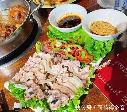 长春的美食数不胜数,让人百吃不厌、流连忘返