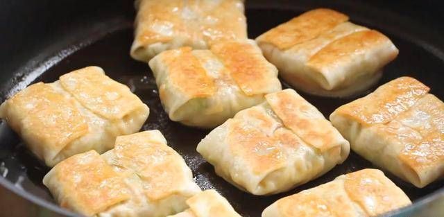 最爱这懒人早餐,又香又脆,连吃8个不够,十几分钟做全家人早餐