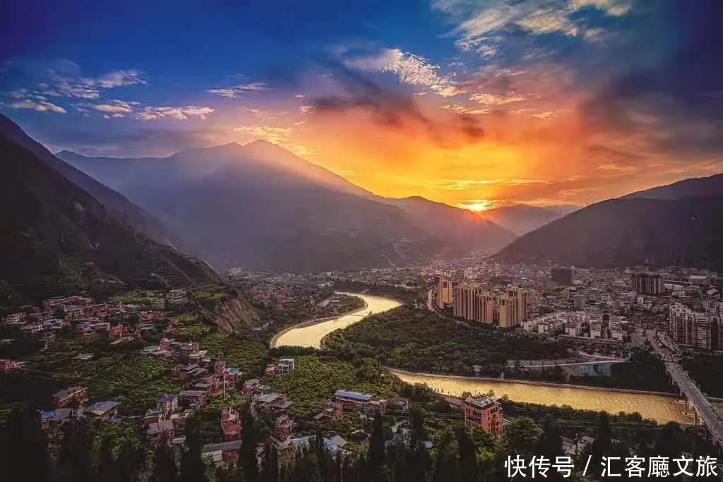 莎朗|2021端午,四川茂县民众载歌载舞欢度羌族“瓦尔俄足”节