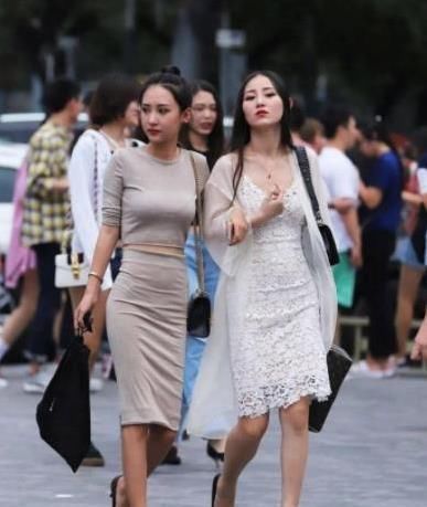 雅致|成熟文雅美女小姐姐,穿搭出清新雅致田园风,休闲又漂亮!