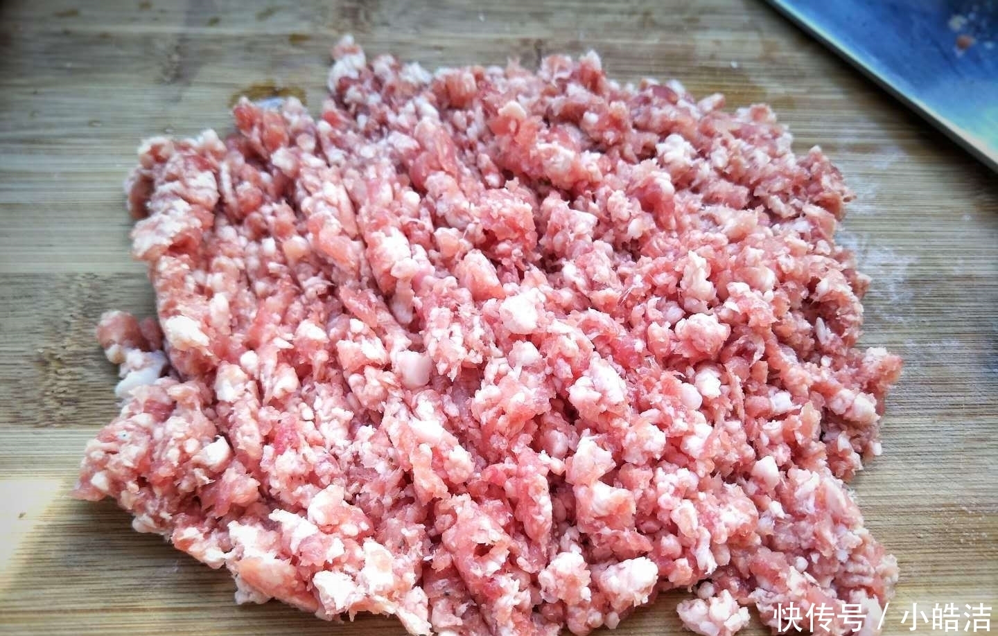 韭菜肉馅饺子|它是蔬菜更是药，1斤2块钱，用来包饺子，比韭菜香、比白菜营养