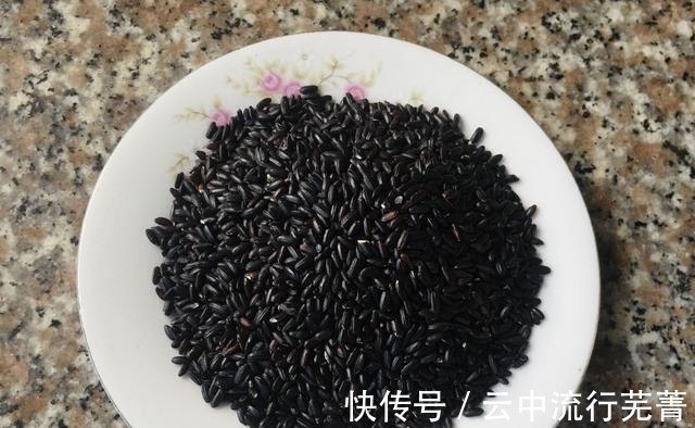 黑米|百合搭配黑米,营养丰富,健康又好喝!