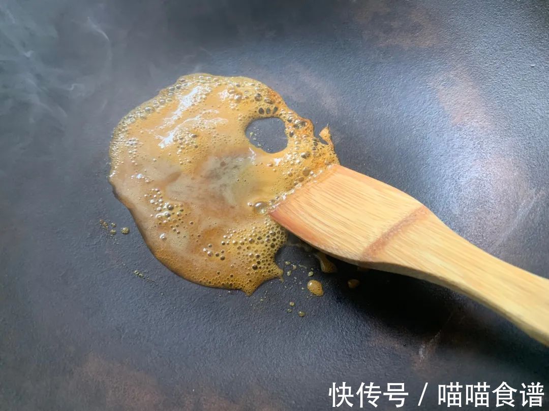 老何说菜丨家庭版红烧排骨,超简单特美味!