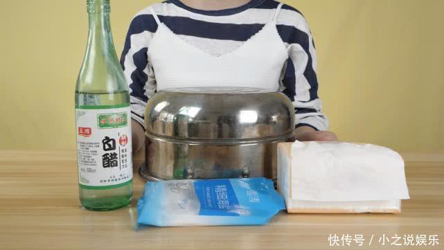 不用钢丝球擦,1张纸去除不锈钢锅污渍,恢复光亮有光泽,太省事